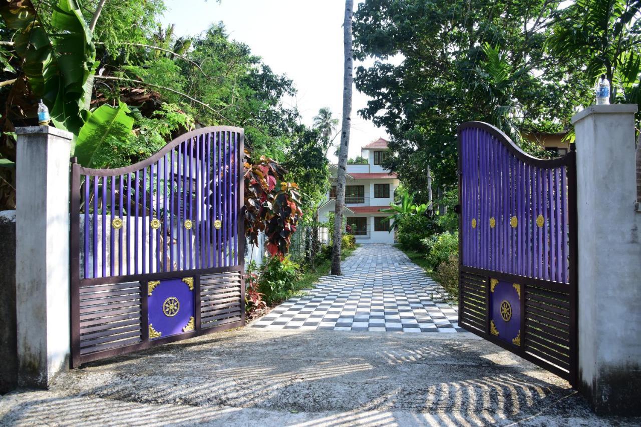 Апартаменти Devi Kripa Residency Варкала Екстер'єр фото