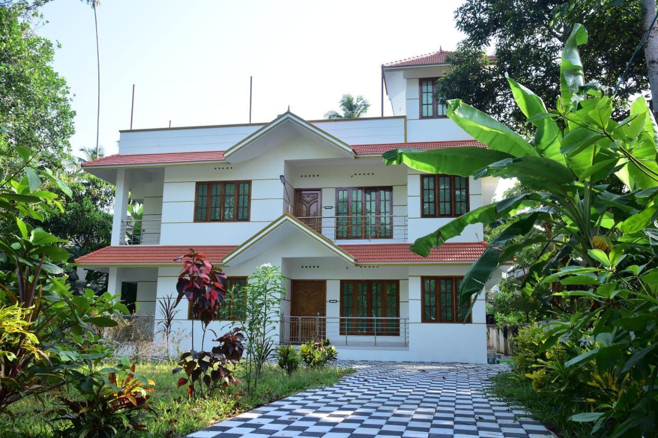Апартаменти Devi Kripa Residency Варкала Екстер'єр фото