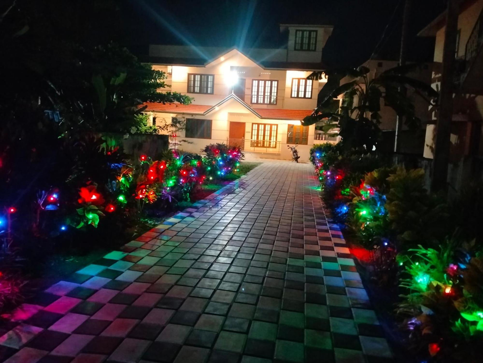 Апартаменти Devi Kripa Residency Варкала Екстер'єр фото